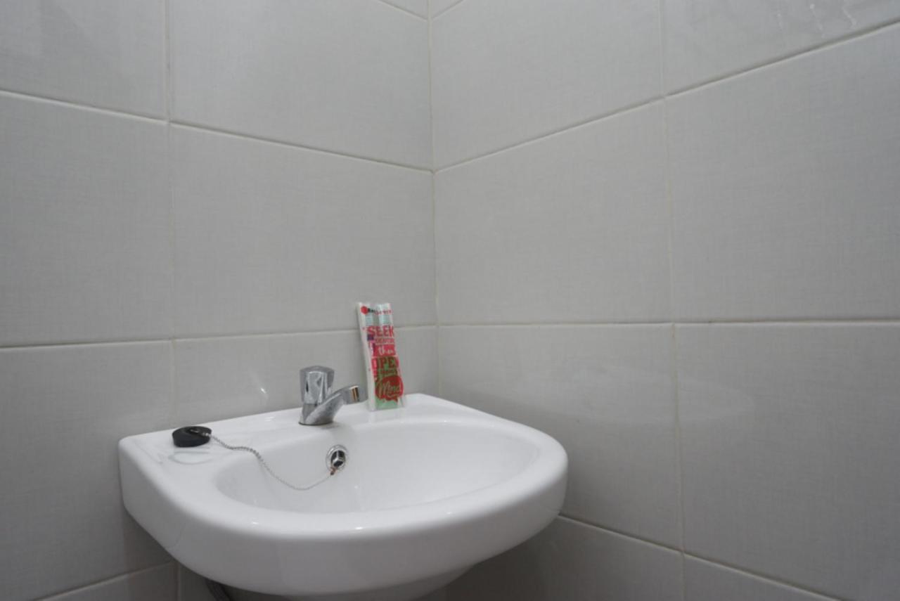 Reddoorz Near Kampus Ump Purwokerto 2 Hotel Sumbang Luaran gambar