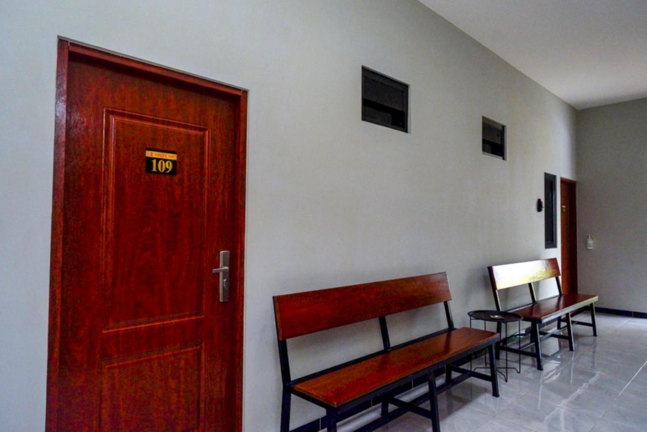 Reddoorz Near Kampus Ump Purwokerto 2 Hotel Sumbang Luaran gambar